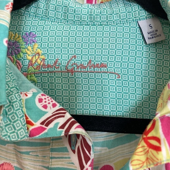 Robert Graham turquoise & pink tropical pattern embroidered 3/4 sleeve button up - Picture 4 of 11